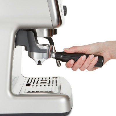 Ріжкова кавоварка еспресо Breville Barista Max VCF126X