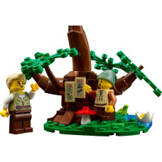 Блоковий конструктор LEGO Icons Середньовічна міська площа (10332) Блоковий конструктор LEGO Icons Середньовічна міська площа (10332)