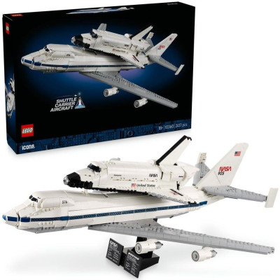 Блоковий конструктор LEGO Icons Літак-носій шатлів (10360)