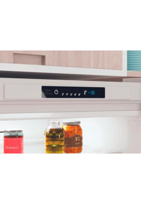 Холодильник Indesit INFC9 TI22W, White, двокамерний, ниж. мор. камера, No Frost, інвертор, загальний об'єм 367L, корисний об'єм 263L/104L, електронне керування, LED індикація, зона свіжості, A++, 202.7x59.6x67.8см