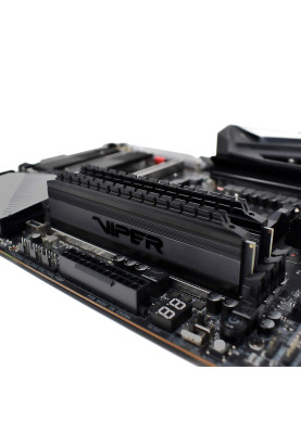 Пам'ять 8Gb x 2 (16Gb Kit) DDR4, 3000 MHz, Patriot Viper 4 Blackout, Black, 16-18-18-36, 1.35V, з радіатором (PVB416G300C6K)