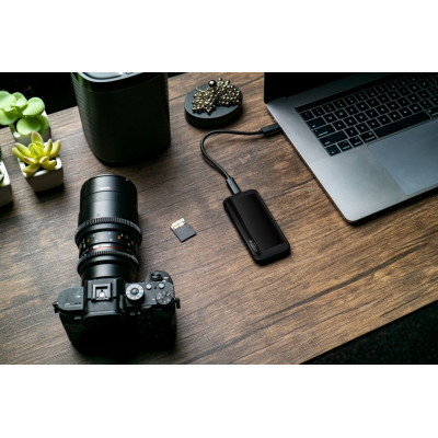 Зовнішній накопичувач SSD, 1Tb, Crucial X8, Black, USB 3.2 Gen.2, до 1050 MB/s (CT1000X8SSD9)