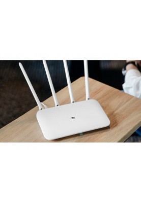 Роутер Xiaomi Mi WiFi Router 4A Global, Wi-Fi 802.11a/b/g/n/ac, до 1167 Mb/s, 2.4Gh/5Gh, 2 LAN 10/100 Mb/s, RJ45 10/100Mb/s , 4 зовнішніх антенн