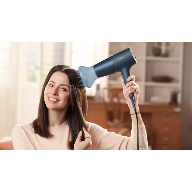 Фен Philips BHD512/00, Black, 2300W, 2 швидкості, 3 температурні режими, подача холодного повітря, іонізація, насадка-концентратор, дифузор, петля для підвішування