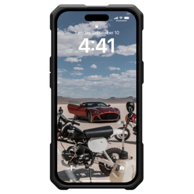 Накладка iPhone 15 black Monarch Pro Carbon Fiber UAG MagSafe