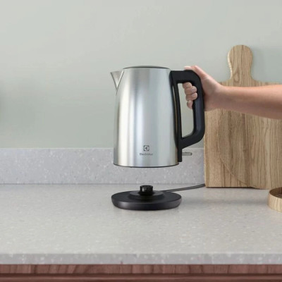 Електрочайник Electrolux E3K1-3ST UA