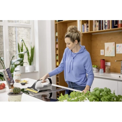 Віконний пилосос Karcher WV 4-4 Plus (1.633-540.0) UA UCRF