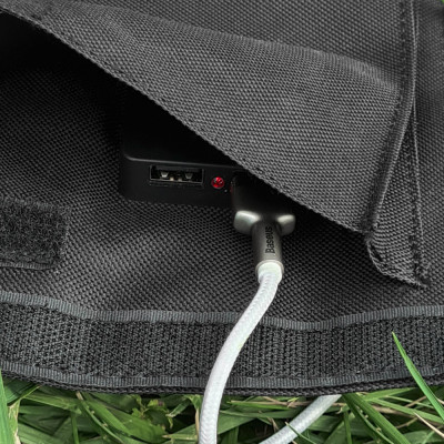 Портативна Сонячна Зарядна Станція Choetech 22W black