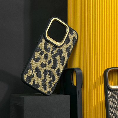 Чохол Kajsa Glamorus Collection iPhone 15 Pro gold