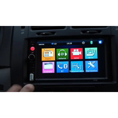 Автомагнітола CML-PLAY 7010B 2DIN з пультом дистанційного керування (сенсорний екран) Автомагнітола CML-PLAY 7010B 2DIN з пультом дистанційного керування (сенсорний екран)
