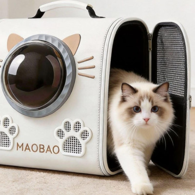 Білий Рюкзак-перенесення для кішок S-cat з оглядовим вікном та вентиляцією Білий Рюкзак-перенесення для кішок S-cat з оглядовим вікном та вентиляцією