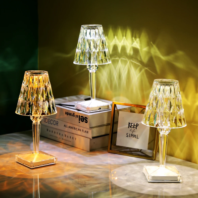 Настільна лампа Diamond Design Сучасний світлодіодний LED Light Touch USB
