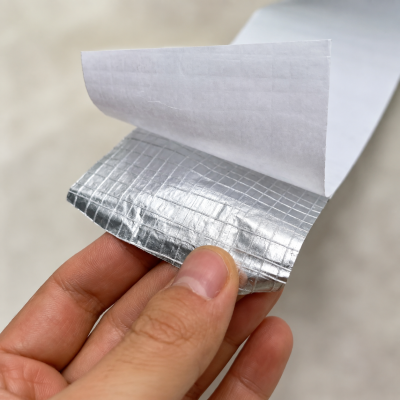 Надміцна липка стрічка з алюмінієвим покриттям / BUTYL SELF-ADHESIVE 10м / Алюмінієва водостійка фольга-скотч Надміцна липка стрічка з алюмінієвим покриттям / BUTYL SELF-ADHESIVE 10м / Алюмінієва водостійка фольга-скотч