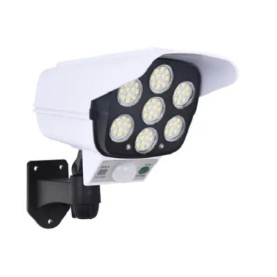 Вуличні світильники на сонячній батареї