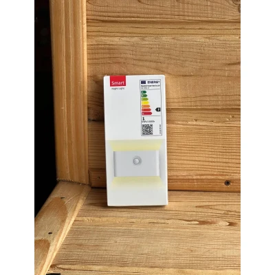 Розумний LED нічник з датчиком світла, руху та магнітним кріпленням Induction lamp