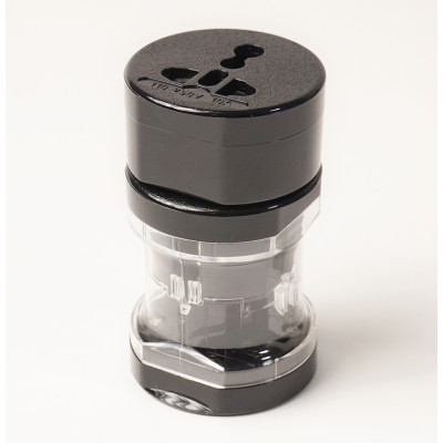 Універсальний дорожній мережевий перехідник PowerPlant 220V 10A