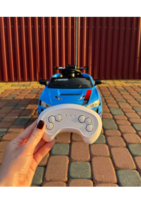 Дитячий електромобіль Cabrio 6V 5A (спойлер, пульт, LED-фари, звук, відкривні двері, педаль газу), Синій