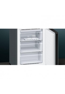 Холодильник із морозильною камерою Siemens KG39NXXEB