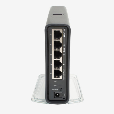 Бездротовий маршрутизатор (роутер) Mikrotik hAP ac lite tower (RB952Ui-5ac2nD-TC)