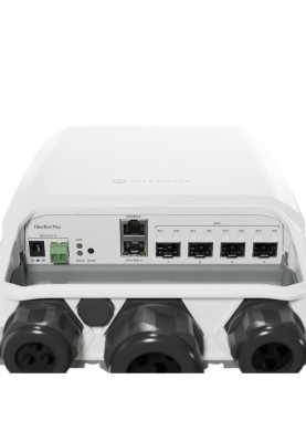 Комутатор керований рівня 2 Mikrotik FiberBox Plus (CRS305-1G-4S+OUT)