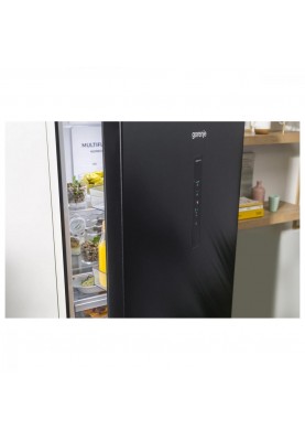 Холодильник з морозильною камерою Gorenje NRK620EABXL4