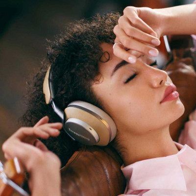 Навушники з мікрофоном Bowers & Wilkins PX8 Tan
