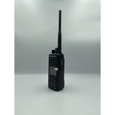 Професійна портативна рація Motorola DP 4800e VHF