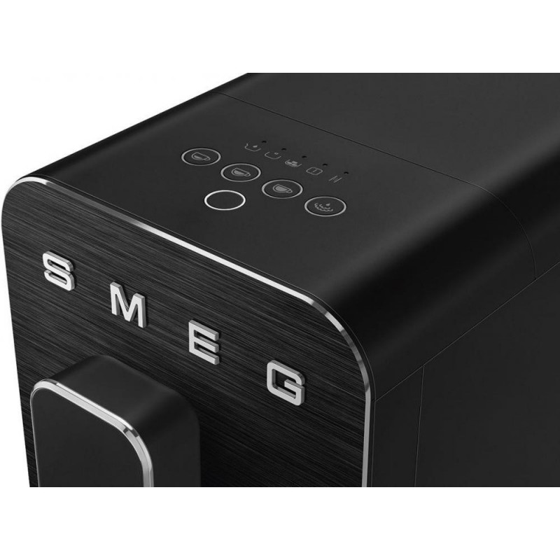 Кавомашина автоматична SMEG BCC02FBMEU