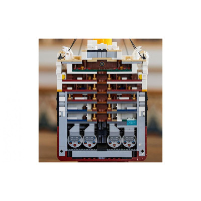 Блоковий конструктор LEGO Титанік (10294)