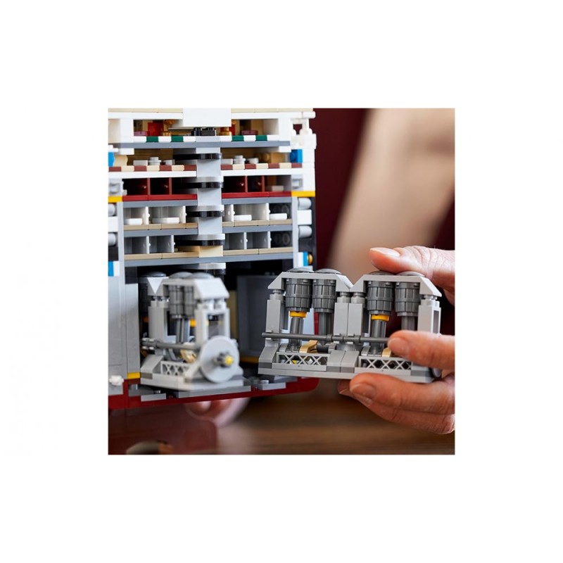 Блоковий конструктор LEGO Титанік (10294)