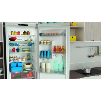 Холодильник із морозильною камерою Indesit INFC9 TI22W Холодильник із морозильною камерою Indesit INFC9 TI22W