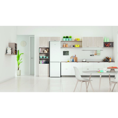 Холодильник із морозильною камерою Indesit INFC9 TI22W Холодильник із морозильною камерою Indesit INFC9 TI22W