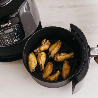 Мультипіч (аерофритюрниця) NINJA Air Fryer AF100EU