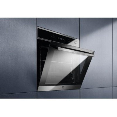 Духовка електрична Electrolux EOB7S31X