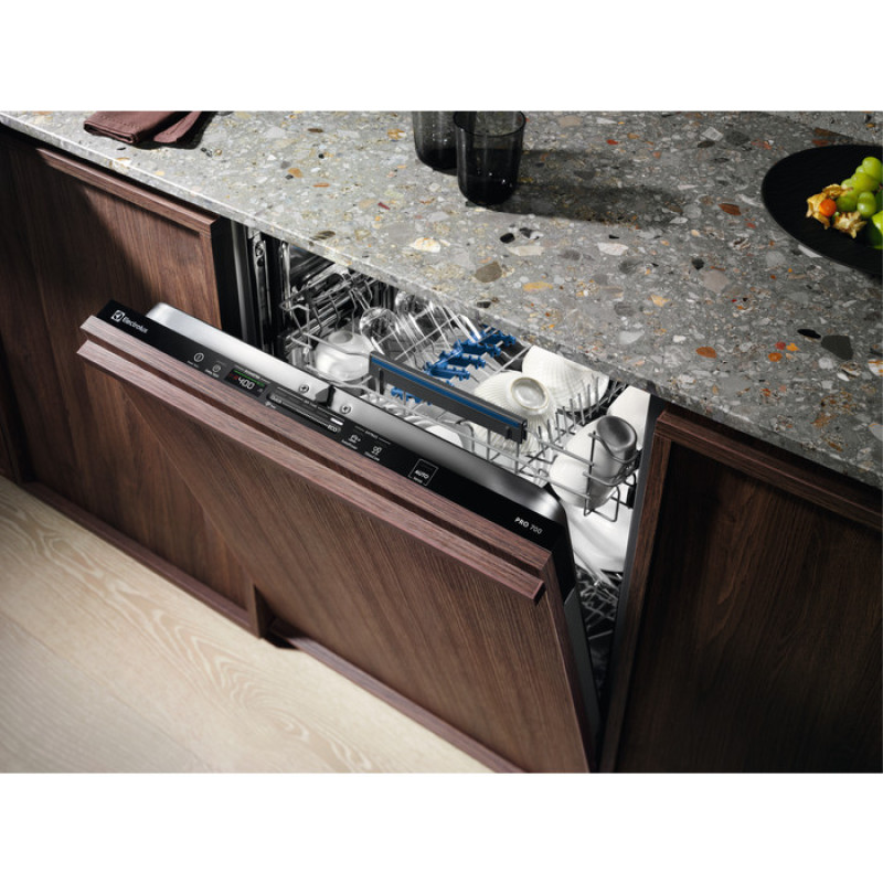 Посудомийна машина Electrolux EEQ947200L