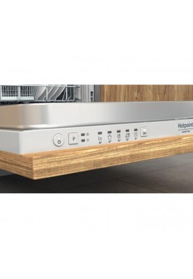 Посудомийна машина Hotpoint-Ariston HIS 3010