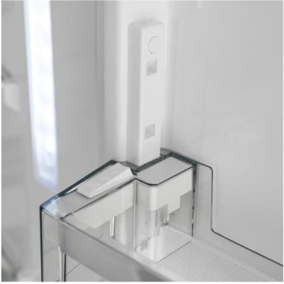 Холодильник із морозильною камерою Sharp SJ-FBA09DMXWE Холодильник із морозильною камерою Sharp SJ-FBA09DMXWE