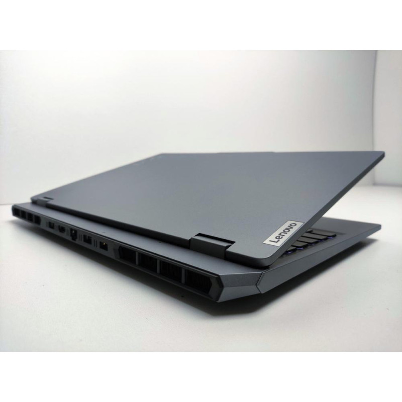 Ноутбук Lenovo LOQ 15ARP9 (83JC009CUS)