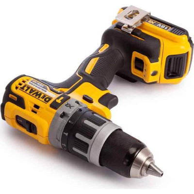 Шуруповерт DeWALT DCD796D2