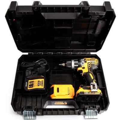 Шуруповерт DeWALT DCD796D2