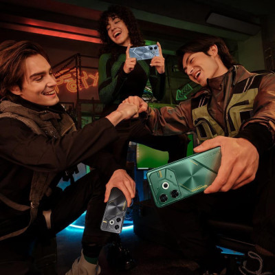 Смартфон Tecno Pova 6 Neo LI6 8/256GB Comet Green (4894947021046) Смартфон Tecno Pova 6 Neo LI6 8/256GB Comet Green (4894947021046)