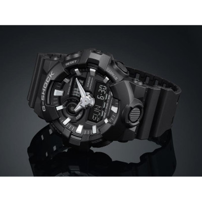 Чоловічий годинник Casio G-Shock GA-700-1BER