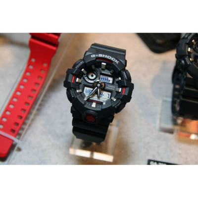 Чоловічий годинник Casio G-Shock GA-700-1BER