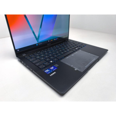 Ноутбук ASUS Vivobook S Q423SA (Q423SA-U5512)