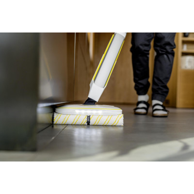 Миючий пилосос Karcher FC 8 Smart Signature Line (1.055-711.0) Миючий пилосос Karcher FC 8 Smart Signature Line (1.055-711.0)