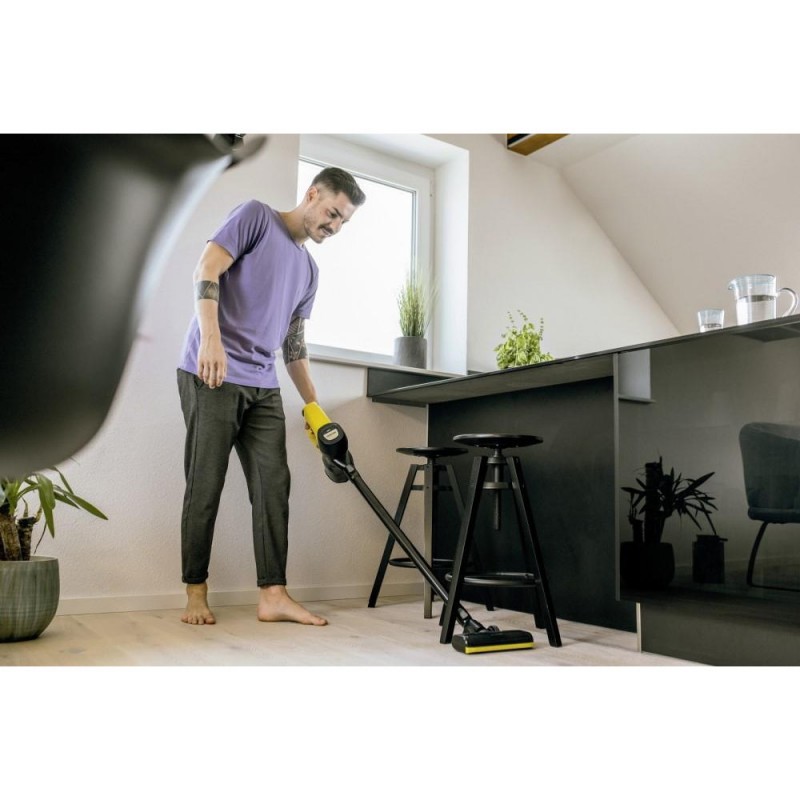 Вертикальний+ручний пилосос (2в1) Karcher VC 4 my Home (1.198-620.0)