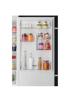 Холодильник із морозильною камерою Hotpoint-Ariston HAC18T311