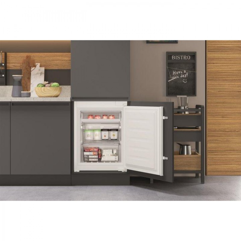 Холодильник із морозильною камерою Hotpoint-Ariston HAC20 T321