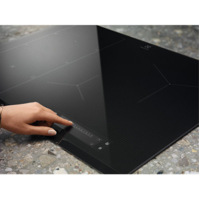 Варильна поверхня електрична Electrolux EIS7548