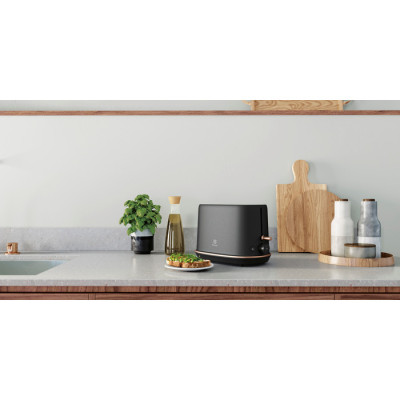 Тостер Electrolux E7T1-6BP